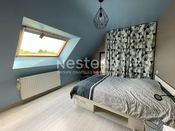 MAISON RECENTE dans un petit hameau, à 1 KM DU BOURG DE GRAND-CHAMP