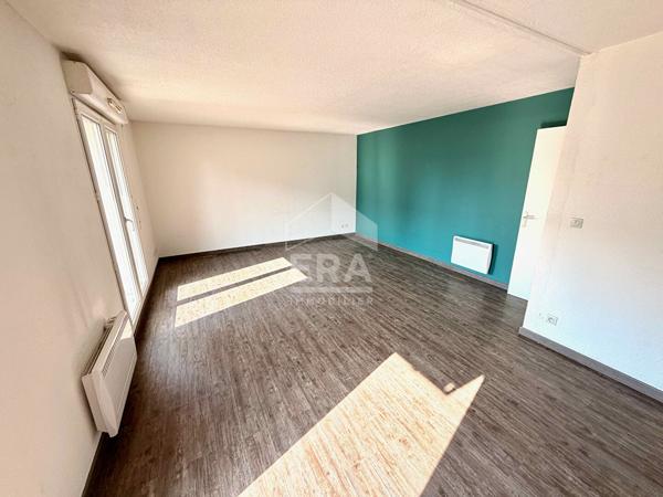 Appartement T2 à louer à Montereau Fault Yonne - Rez-de-chaussée, Bon état
