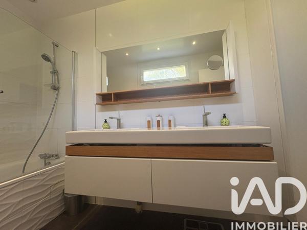 Maison à vendre 7 pièces 178 m² Saint-Germain-en-Laye