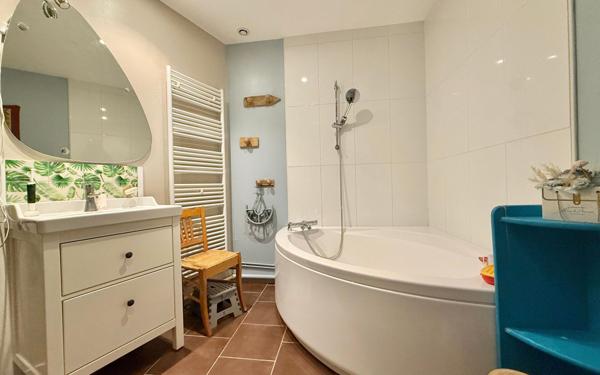 Maison à vendre    5 pièces • 129,04 m2 Chenôve