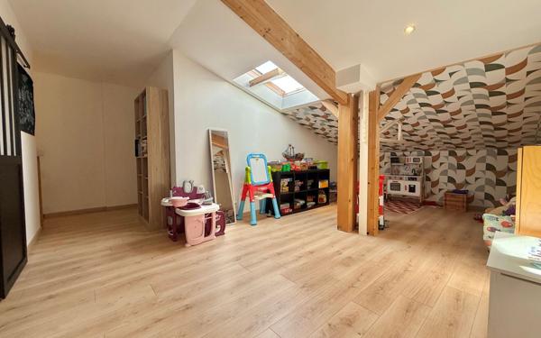 Maison à vendre    5 pièces • 129,04 m2 Chenôve