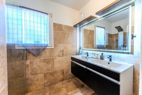 Maison 5 pièces - 100 m² Exclusivité efficity