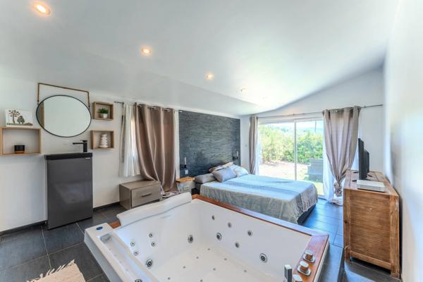 Maison 5 pièces - 100 m² Exclusivité efficity