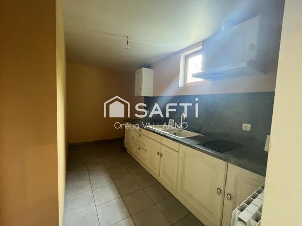 Fort potentiel locatif ! Maison + dépendances sur 1 335 m², idéale pour créer jusqu’à 3 logements rentables.