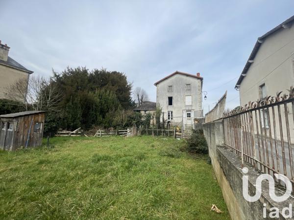 Maison 5 pièces de 100 m² à Pamproux (79800)