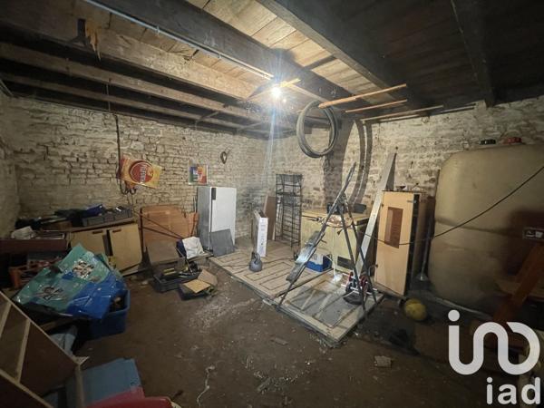 Maison 5 pièces de 100 m² à Pamproux (79800)