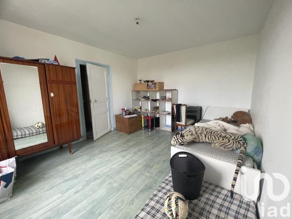 Maison 5 pièces de 100 m² à Pamproux (79800)