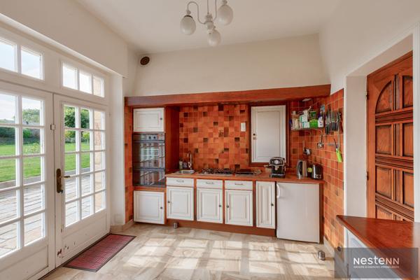 Demeure de prestige sur 1.5 hectares avec étang, dépendance et parc paysager -Trégueux (Baie de Saint-Brieuc)