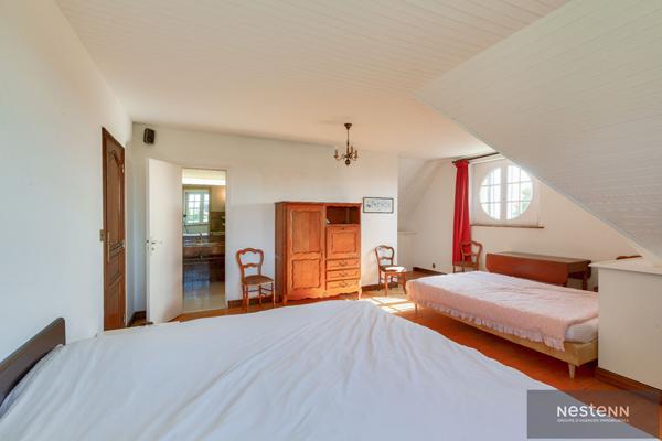 Demeure de prestige sur 1.5 hectares avec étang, dépendance et parc paysager -Trégueux (Baie de Saint-Brieuc)