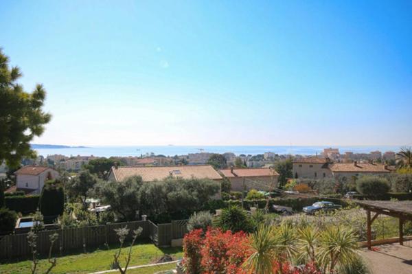 a vendre villa vue mer GOLFE JUAN (06)