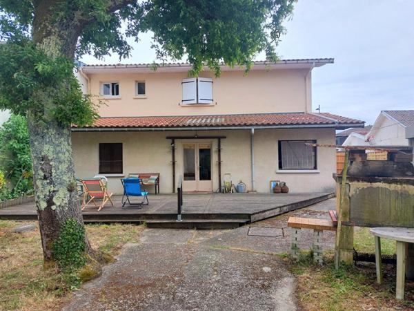 Ensemble immobilier - Petit Piquey