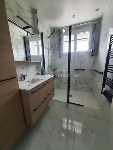 Maison de village de 207 m²