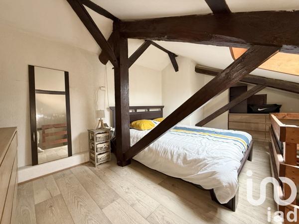 Appartement 3 pièces de 50 m² à Figeac (46100)