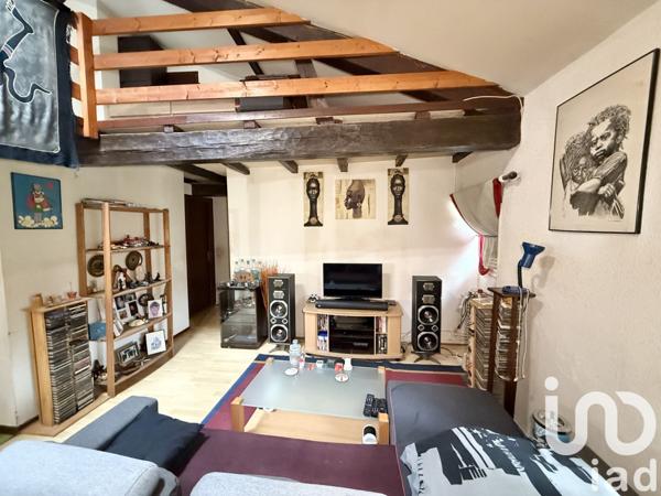 Appartement 3 pièces de 50 m² à Figeac (46100)