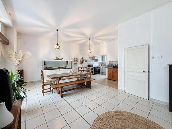 Maison de 180 m² de 4 chambres.