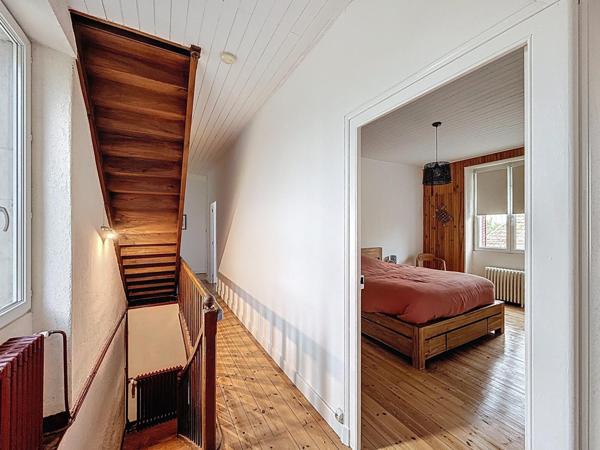 Maison de 180 m² de 4 chambres.