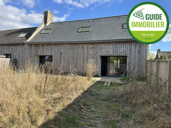 MAISON EN PIERRES A RENOVER DANS UN HAMEAU SECTEUR CÔTIER A GUIDEL