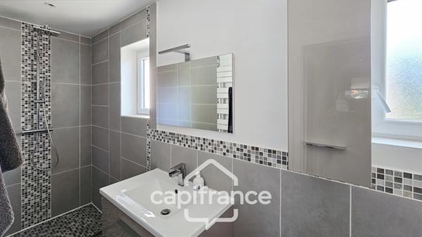 CHALON SUR SAONE (71), maison de ville 7 pièces