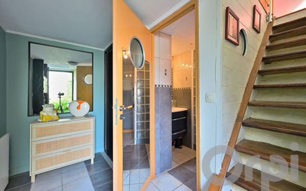 Maison à vendre    6 pièces • 195 m2 Périgny