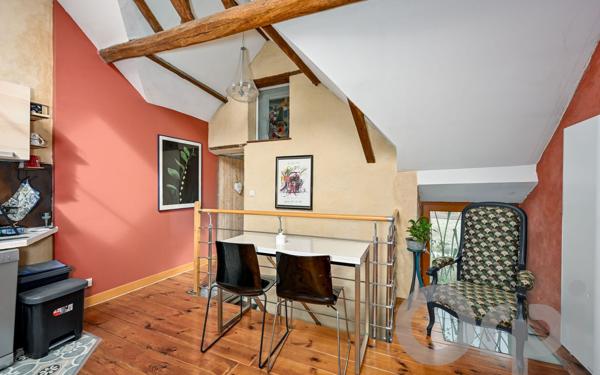 Maison à vendre    6 pièces • 195 m2 Périgny