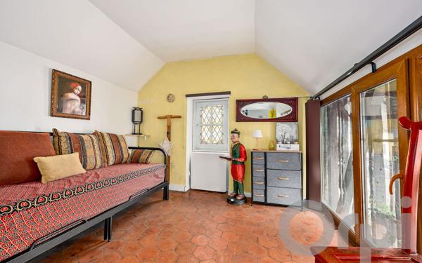 Maison à vendre    6 pièces • 195 m2 Périgny