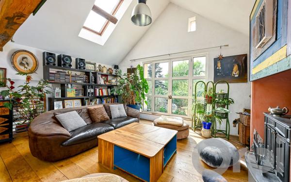 Maison à vendre    6 pièces • 195 m2 Périgny