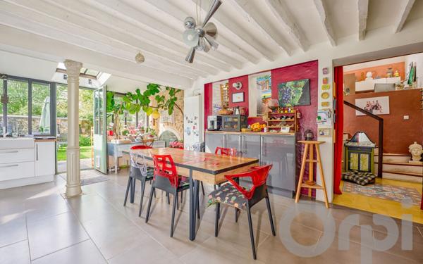 Maison à vendre    6 pièces • 195 m2 Périgny