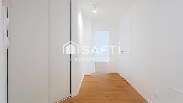 APPARTEMENT T2 AVEC GARAGE FERME ET CAVE