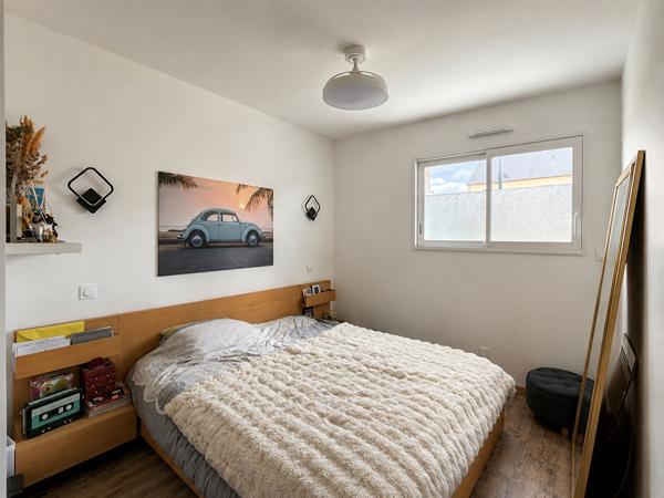 Maison familiale contemporaine à vendre à Châteaugiron - 5 chambres, calme et confort