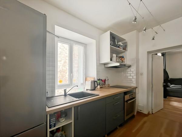 Superbe studio rénové de 31.90m² au coeur du village de Vauréal