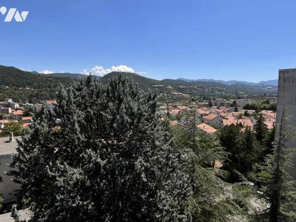 T3 dans petite copropriété au calme et bénéficiant d'une très jolie Vue