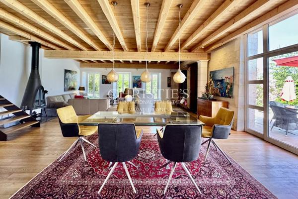 Élégante Maison Charentaise Rénovée avec Piscine, Calme Absolu en Sud Charente