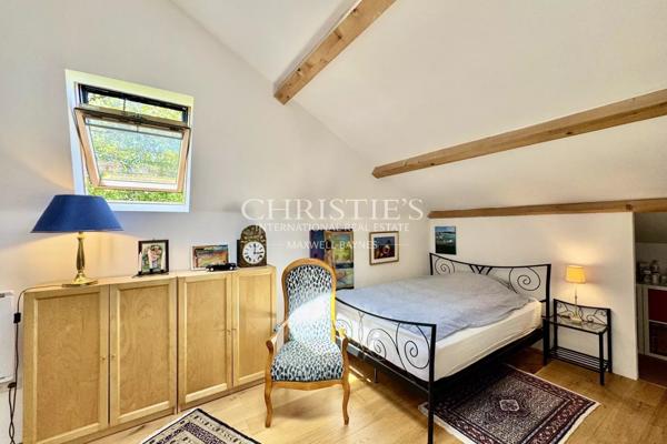 Élégante Maison Charentaise Rénovée avec Piscine, Calme Absolu en Sud Charente