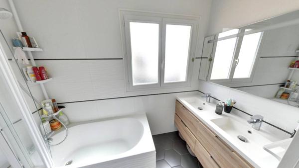 Maison Roissy En Brie 5 pièce(s) 75 m2