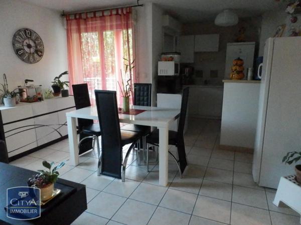 Appartement à louer 3 pièces 57.73m² Saint-Juéry (81160)