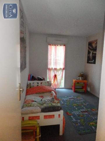 Appartement à louer 3 pièces 57.73m² Saint-Juéry (81160)