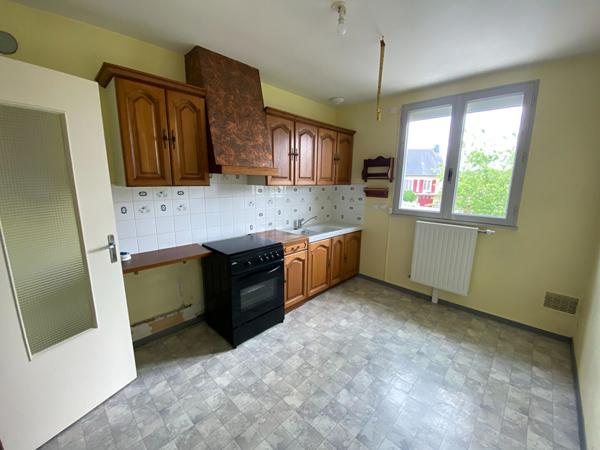 A vendre maison à Saint Meen Le Grand, axe N164 et proche RN12