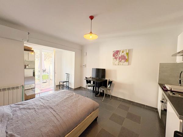 HYERES L' AYGUADE - Maison - 4 logements - 144m2