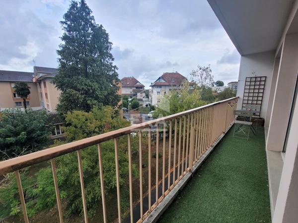 LOCATION BILLERE -  Appartement T3 de 72 m² avec balcons et garage