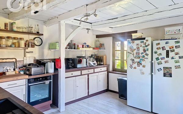 Maison à vendre    6 pièces • 201 m2 Saint-Germain-sur-Rhône