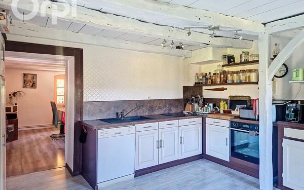 Maison à vendre    6 pièces • 201 m2 Saint-Germain-sur-Rhône