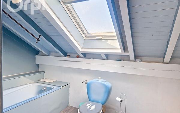 Maison à vendre    6 pièces • 201 m2 Saint-Germain-sur-Rhône