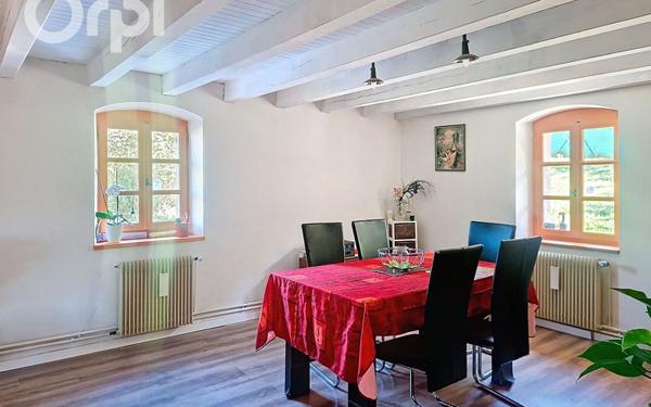 Maison à vendre    6 pièces • 201 m2 Saint-Germain-sur-Rhône