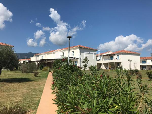 Appartement T3 bord de mer 44m² terrasse vue Mer