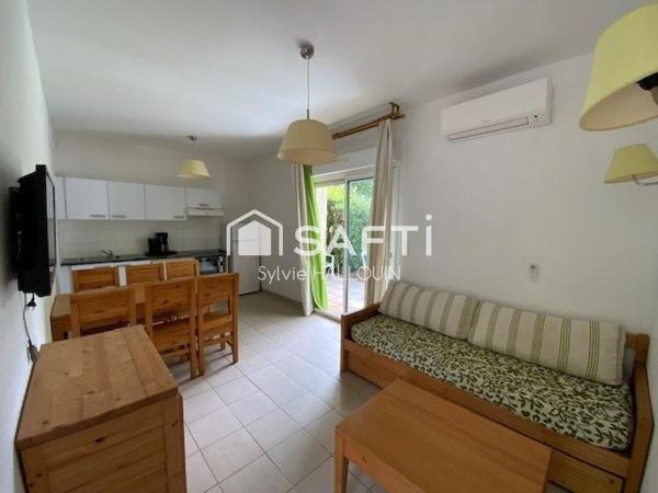 Appartement T3 bord de mer 44m² terrasse vue Mer