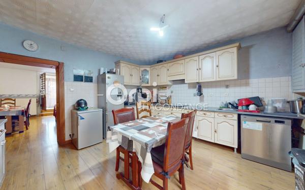 Maison à vendre    5 pièces •  Moyeuvre-Grande