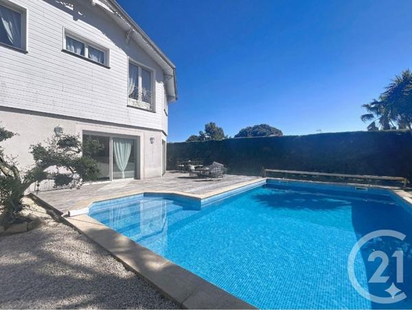 Maison à vendre  6 pièces - 187,44 m 2   CAZAUX  - 33
