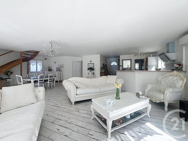 Maison à vendre  6 pièces - 187,44 m 2   CAZAUX  - 33