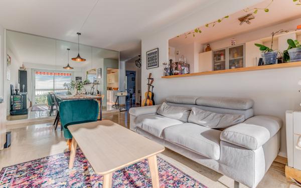 Appartement à vendre    3 pièces • 66 m2 Nice