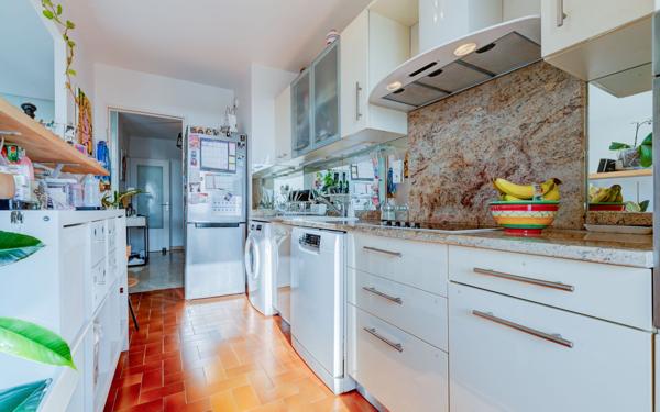 Appartement à vendre    3 pièces • 66 m2 Nice